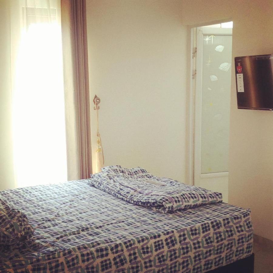 Zg Homestay Solo Sumber  Екстер'єр фото