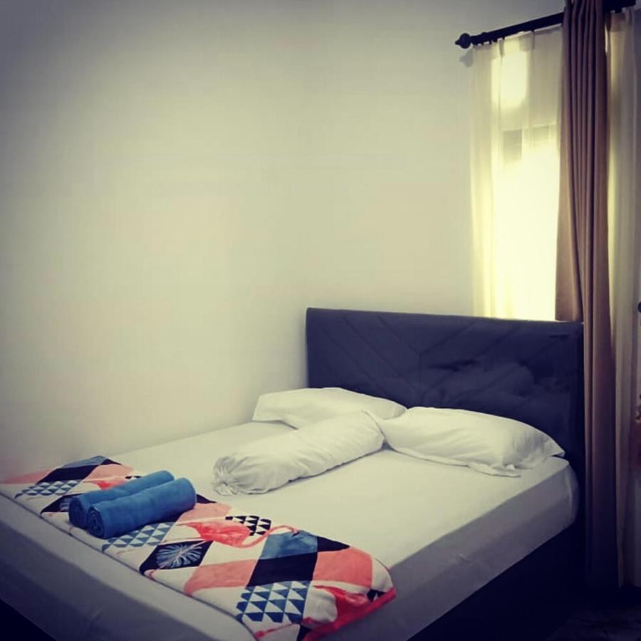 Zg Homestay Solo Sumber  Екстер'єр фото